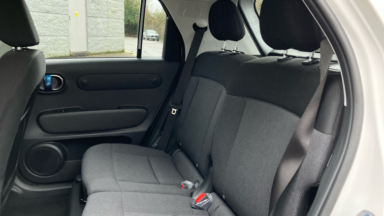 Hyundai INSTER 85kW 02 49kWh 5dr Auto Electric Hatchback